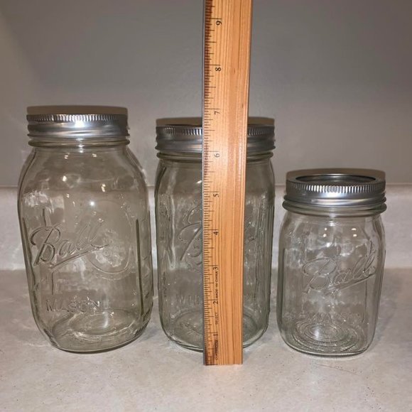 Set of 5 Ball glass jars, 32 oz. and 16 oz. - Picture 4 of 7